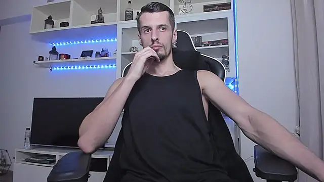 ToddClaytonn online show from October 2025 06:29:01 PM