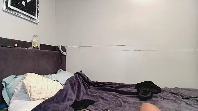 Naomiruty online show from September 2025 12:43:02 AM