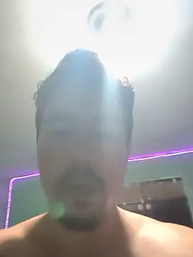 Kenzolamoglia online show from May 2026 04:53:02 AM