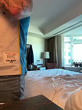 Snapshot of PeytonJohnn chatting on October 2025 07:34:01 PM PeytonJohnn online show from October 2025 07:34:01 PM