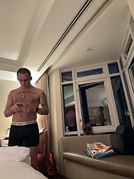 Snapshot of PeytonJohnn chatting on October 2025 11:02:02 PM PeytonJohnn online show from October 2025 11:02:02 PM