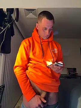 Snapshot of PeytonJohnn chatting on October 2025 04:24:01 AM PeytonJohnn online show from October 2025 04:24:01 AM