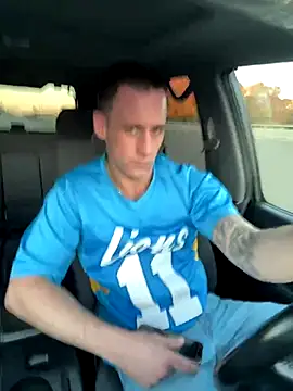 Snapshot of PeytonJohnn chatting on October 2025 09:42:01 PM PeytonJohnn online show from October 2025 09:42:01 PM