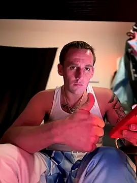 Snapshot of PeytonJohnn chatting on November 2025 02:43:02 AM PeytonJohnn online show from November 2025 02:43:02 AM