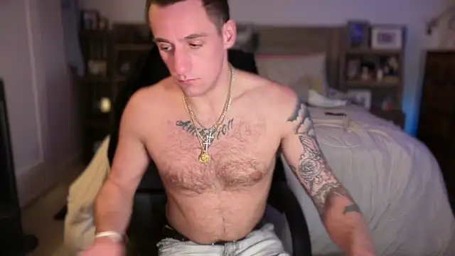 Snapshot of PeytonJohnn chatting on November 2025 05:29:02 AM PeytonJohnn online show from November 2025 05:29:02 AM