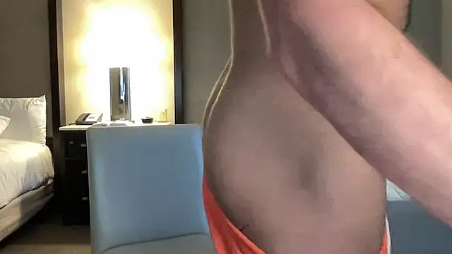 Snapshot of PeytonJohnn chatting on December 2025 12:32:01 PM PeytonJohnn online show from December 2025 12:32:01 PM