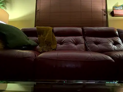 Snapshot of PeytonJohnn chatting on January 2026 07:02:01 AM PeytonJohnn online show from January 2026 07:02:01 AM