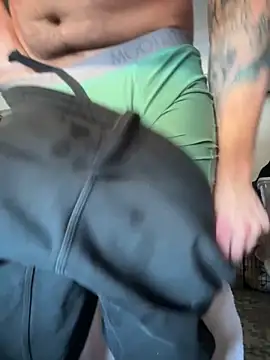 Snapshot of PeytonJohnn chatting on February 2026 03:27:02 PM PeytonJohnn online show from February 2026 03:27:02 PM