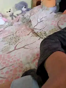 Snapshot of lky85 chatting on January 2025 05:13:01 AM lky85 online show from January 2025 05:13:01 AM