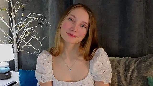 MonaEldon online show from December 2024 01:17:01 AM