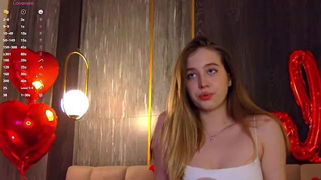 LoraineLuff online show from February 2025 02:59:02 PM