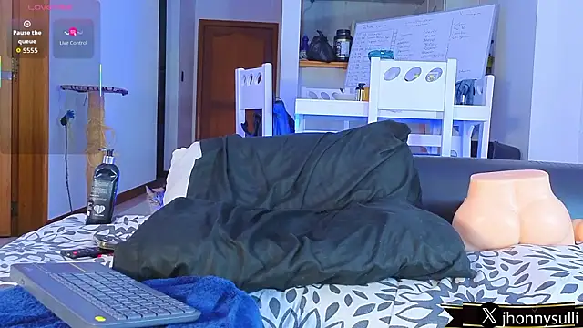 Snapshot of jhonny_sulivan chatting on January 2026 08:40:02 PM jhonny sulivan online show from January 2026 08:40:02 PM