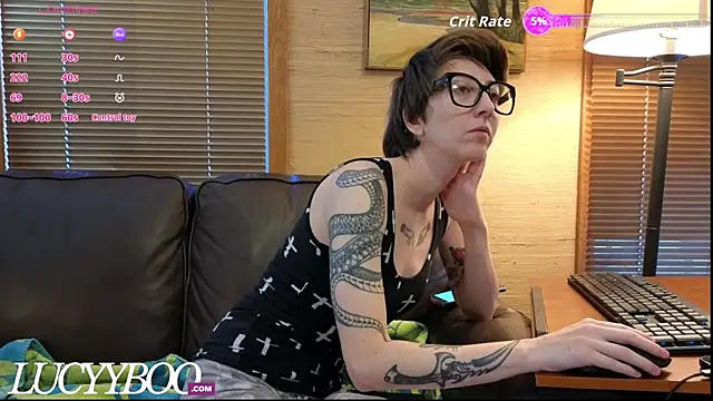 Snapshot of lovelylucyy chatting on December 2025 06:36:02 PM lovelylucyy online show from December 2025 06:36:02 PM