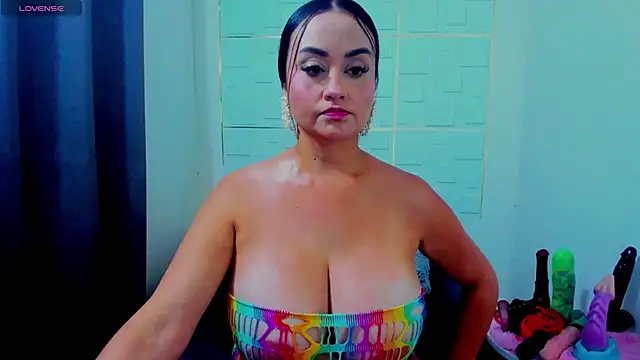 IsaSixty9 online show from March 2025 12:09:02 PM