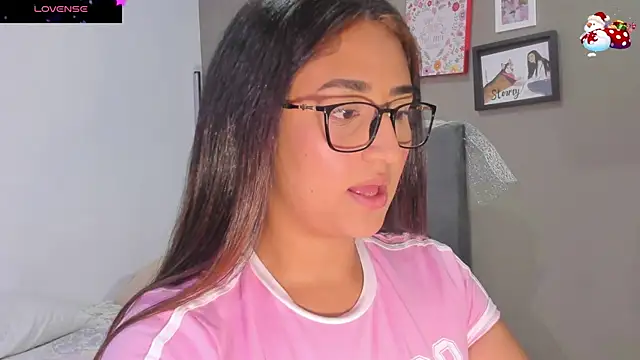 curvy jhacky online show from December 2024 08:34:01 PM