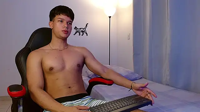 lous g online show from January 2025 03:27:02 AM