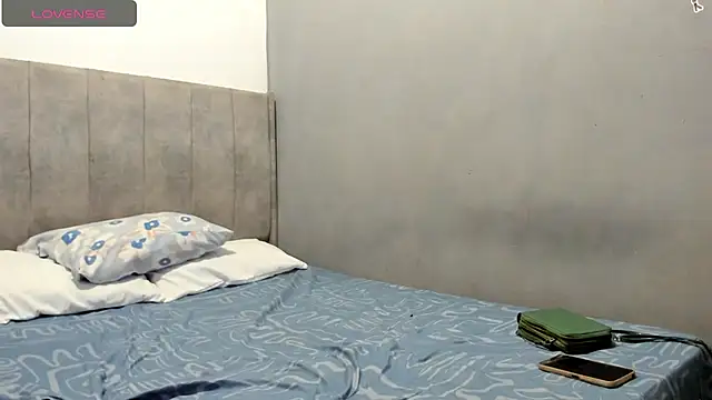 Snapshot of briyinabloom_ chatting on September 2025 06:08:02 PM briyinabloom online show from September 2025 06:08:02 PM