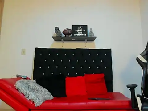 Snapshot of julian_wallace chatting on March 2025 08:21:01 PM julian wallace online show from March 2025 08:21:01 PM