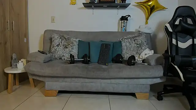 Snapshot of julian_wallace chatting on September 2025 02:39:02 PM julian wallace online show from September 2025 02:39:02 PM