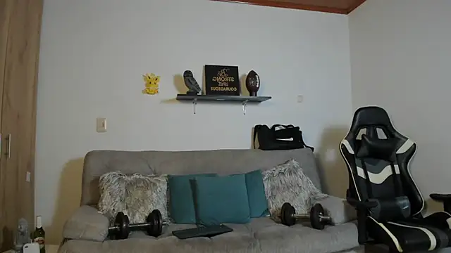 Snapshot of julian_wallace chatting on December 2025 10:26:01 PM julian wallace online show from December 2025 10:26:01 PM