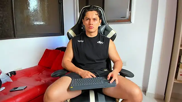 julian wallace online show from March 2026 01:05:02 PM