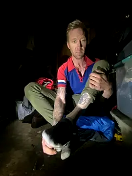 Snapshot of bentoverblonde chatting on October 2025 09:42:02 PM bentoverblonde online show from October 2025 09:42:02 PM