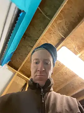 Snapshot of bentoverblonde chatting on October 2025 09:08:02 PM bentoverblonde online show from October 2025 09:08:02 PM