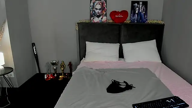 MuscleXXXBarbie online show from February 2026 08:56:01 AM