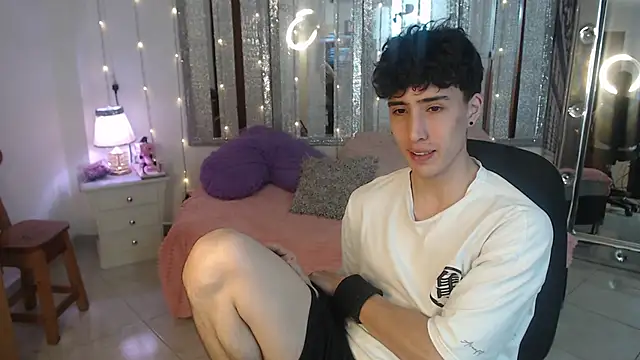 gojo satoru 18 online show from January 2025 03:28:02 PM