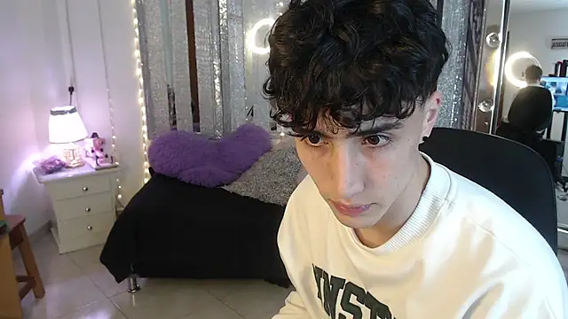 gojo satoru 18 online show from February 2025 03:00:01 PM