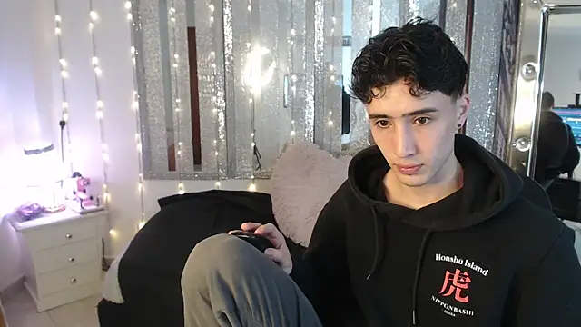 gojo satoru 18 online show from February 2025 11:51:01 AM