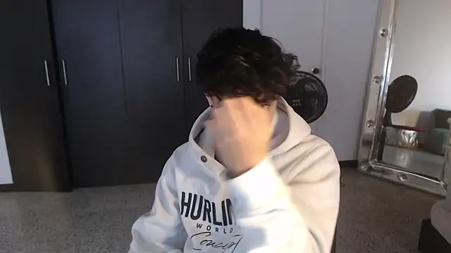 gojo satoru 18 online show from March 2025 11:40:01 AM