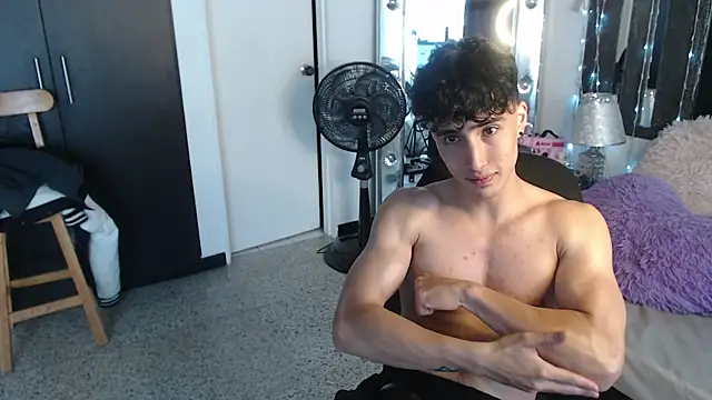 gojo satoru 18 online show from March 2025 03:06:01 PM