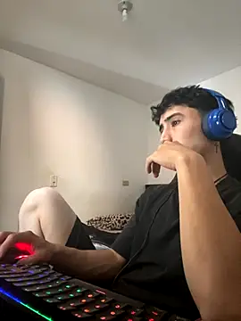 gojo satoru 18 online show from October 2025 06:39:01 PM