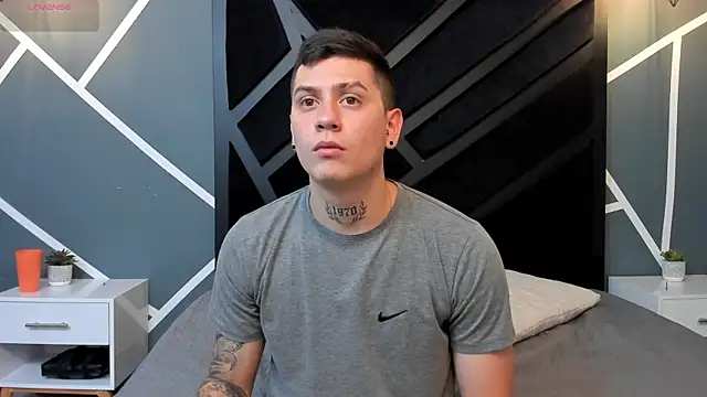 Yeiko Romero  online show from January 2025 05:26:01 PM