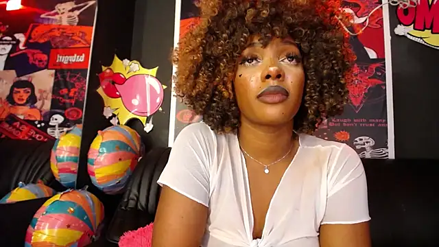 TIFFANYYSTAR online show from December 2024 05:07:02 PM