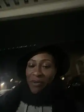 Snapshot of wynterheat chatting on December 2024 06:45:02 AM wynterheat online show from December 2024 06:45:02 AM