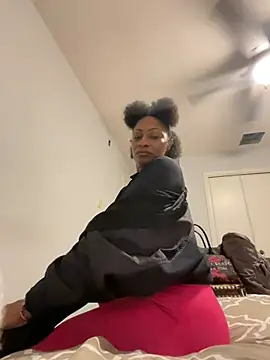 Snapshot of wynterheat chatting on January 2025 12:31:01 PM wynterheat online show from January 2025 12:31:01 PM