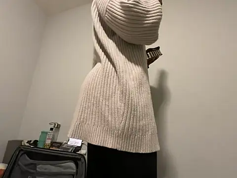 Snapshot of wynterheat chatting on January 2025 08:57:02 AM wynterheat online show from January 2025 08:57:02 AM