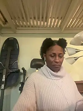 Snapshot of wynterheat chatting on January 2025 02:51:01 AM wynterheat online show from January 2025 02:51:01 AM