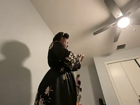 Snapshot of wynterheat chatting on February 2025 11:21:01 AM wynterheat online show from February 2025 11:21:01 AM