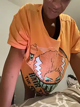 Snapshot of wynterheat chatting on February 2025 02:24:01 PM wynterheat online show from February 2025 02:24:01 PM