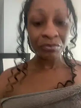 Snapshot of wynterheat chatting on February 2025 09:03:02 PM wynterheat online show from February 2025 09:03:02 PM