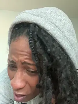 Snapshot of wynterheat chatting on February 2025 03:47:01 PM wynterheat online show from February 2025 03:47:01 PM