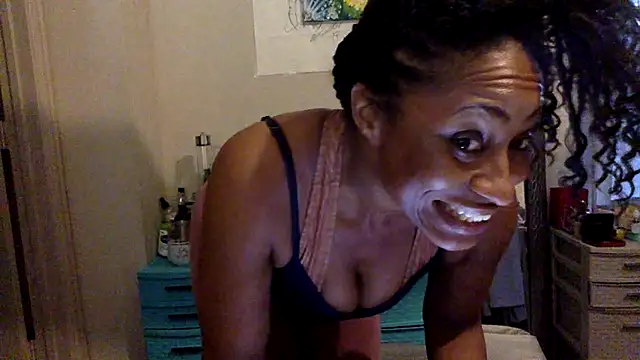 Snapshot of wynterheat chatting on March 2025 12:33:02 PM wynterheat online show from March 2025 12:33:02 PM