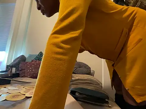 Snapshot of wynterheat chatting on October 2025 06:24:01 PM wynterheat online show from October 2025 06:24:01 PM