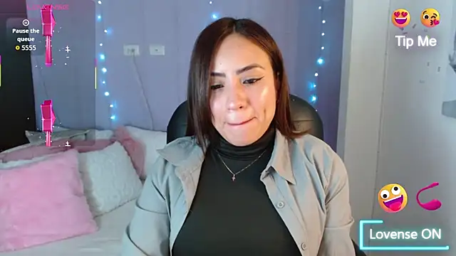 Paulina 627 online show from November 2025 03:56:01 PM