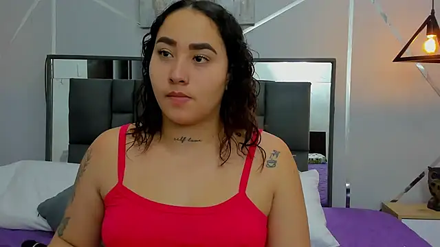 Ayla martinez online show from February 2025 02:09:02 AM