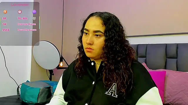 Ayla martinez online show from September 2025 02:04:01 AM