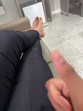 Snapshot of Palomasoouzaaak chatting on February 2026 11:02:01 AM Palomasoouzaaak online show from February 2026 11:02:01 AM